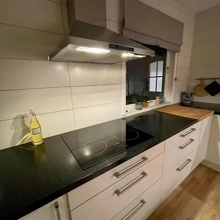 Penthouse With Panorama View And Great Location! *