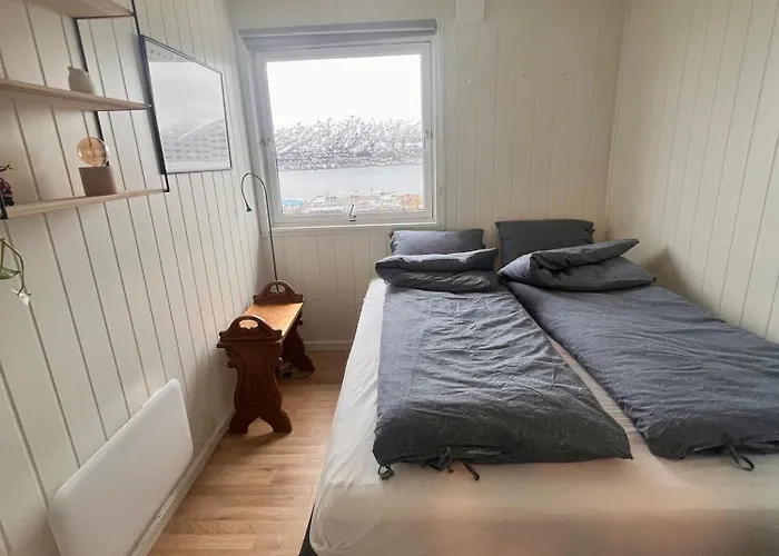 Penthouse With Panorama View And Great Location! Appartement