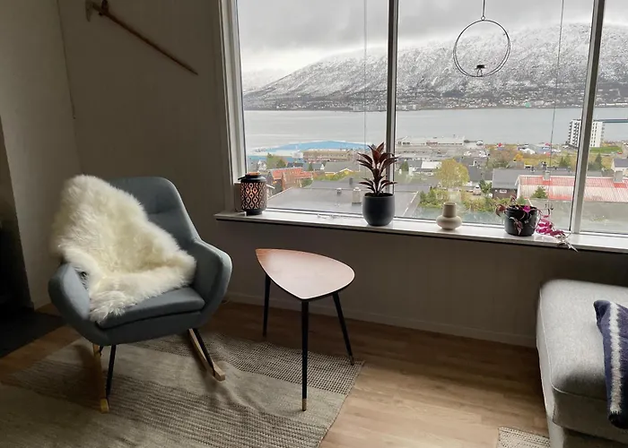 Penthouse With Panorama View And Great Location! *