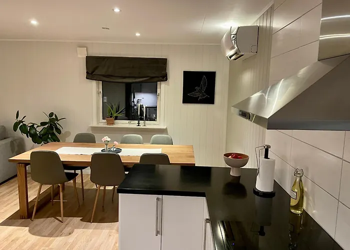 Penthouse With Panorama View And Great Location! Appartement *